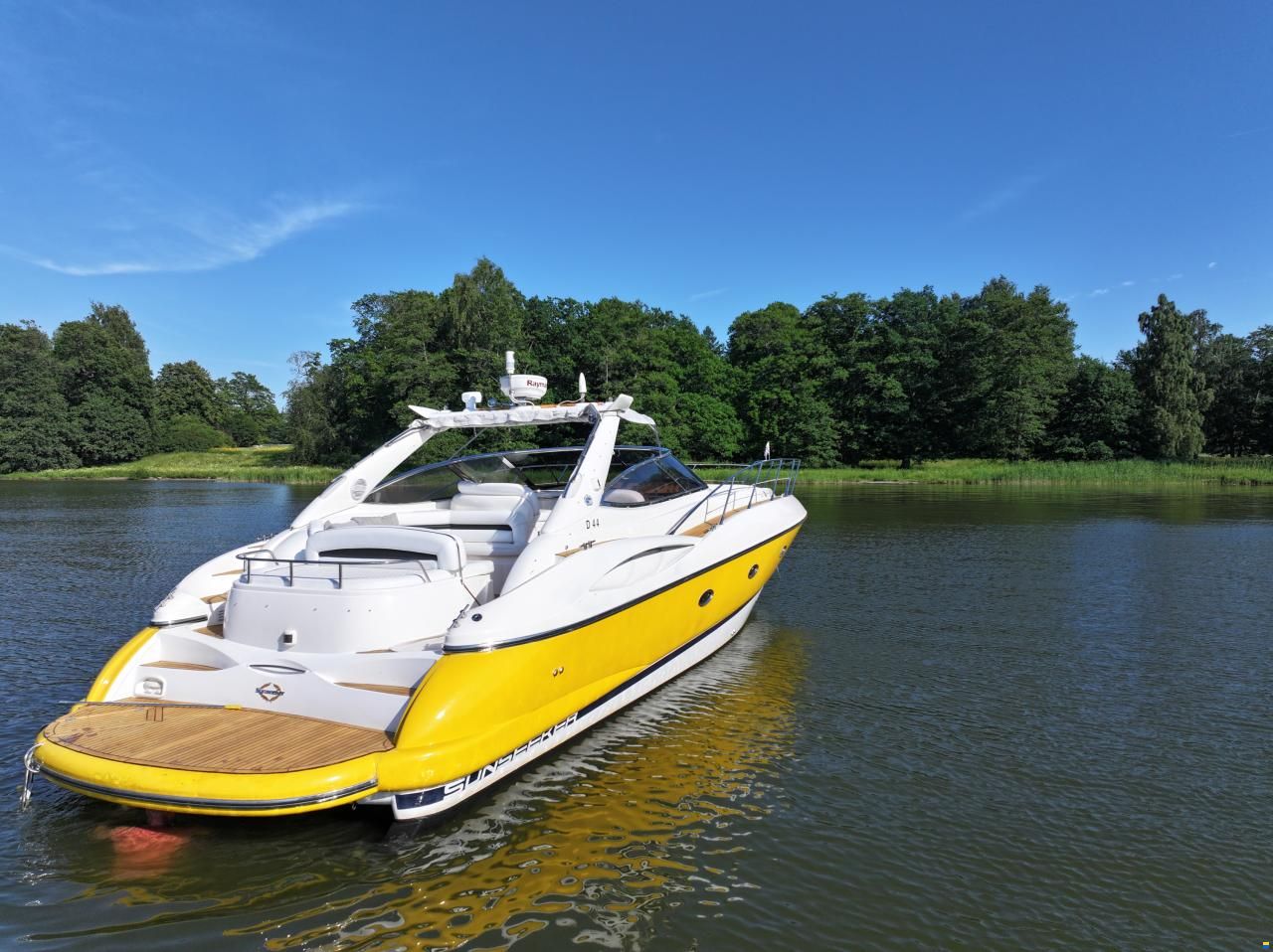 Sunseeker Camargue 44