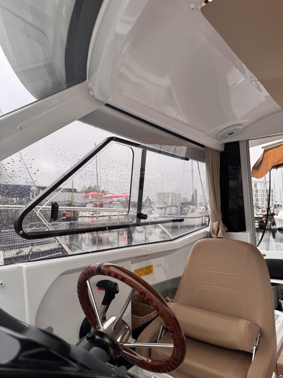 Jeanneau Merry Fisher 755