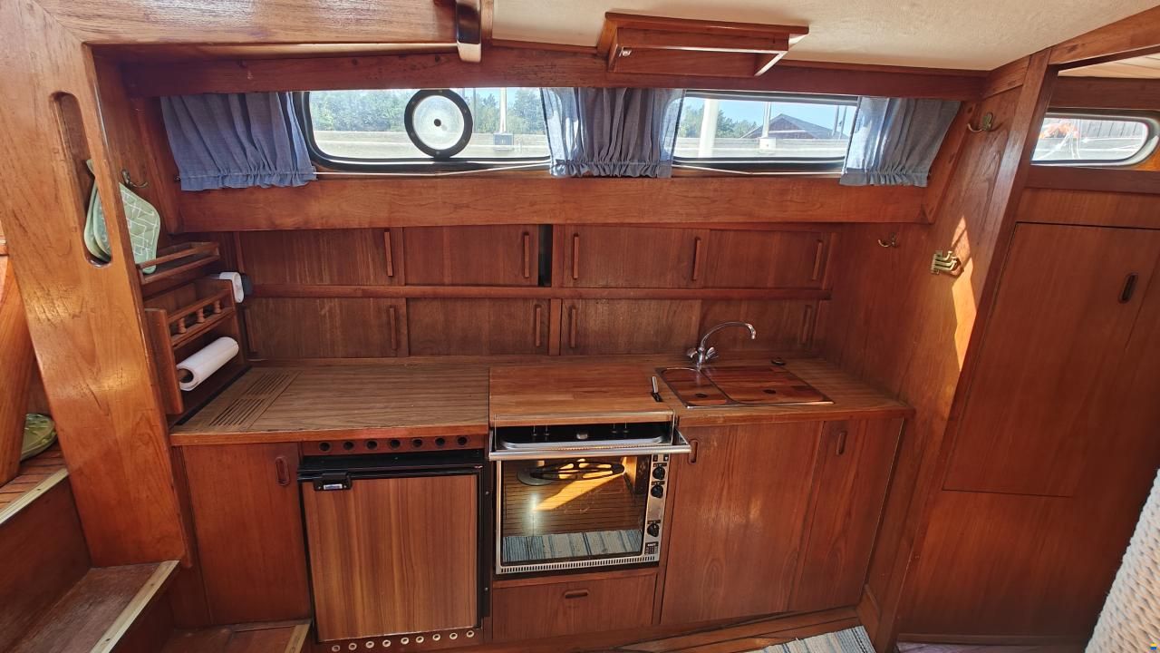 Sitala Yachts Nauticat 38