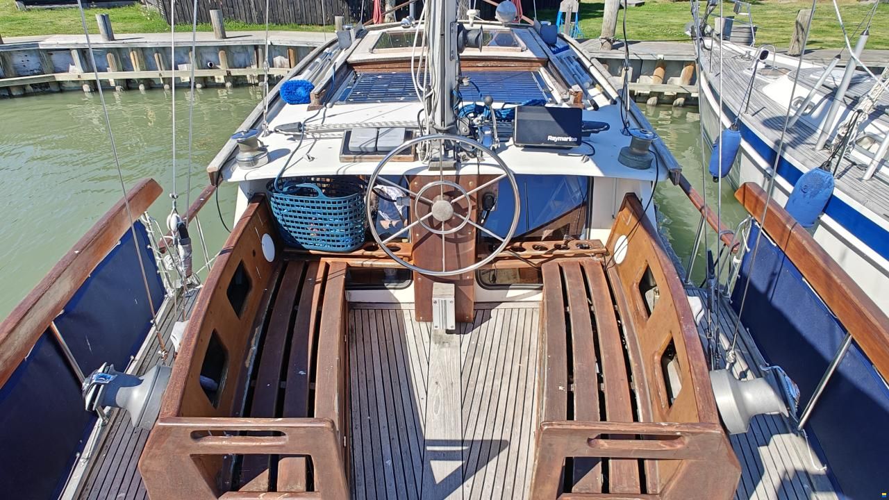 Sitala Yachts Nauticat 38
