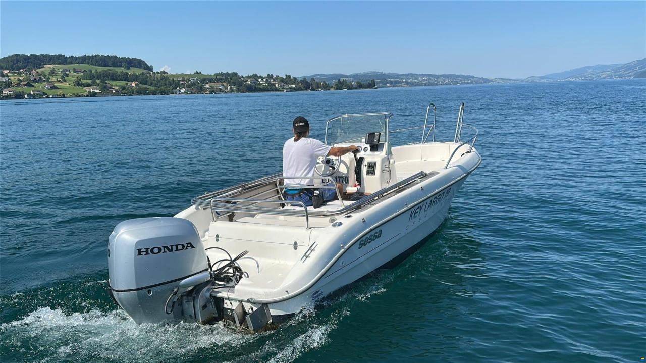 Sessa Key Largo 19 Open Line