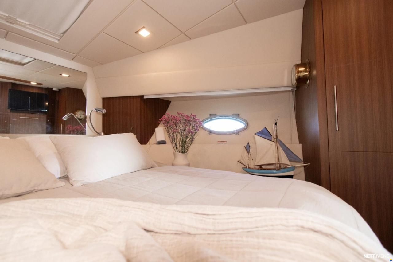 Rodman Muse 44