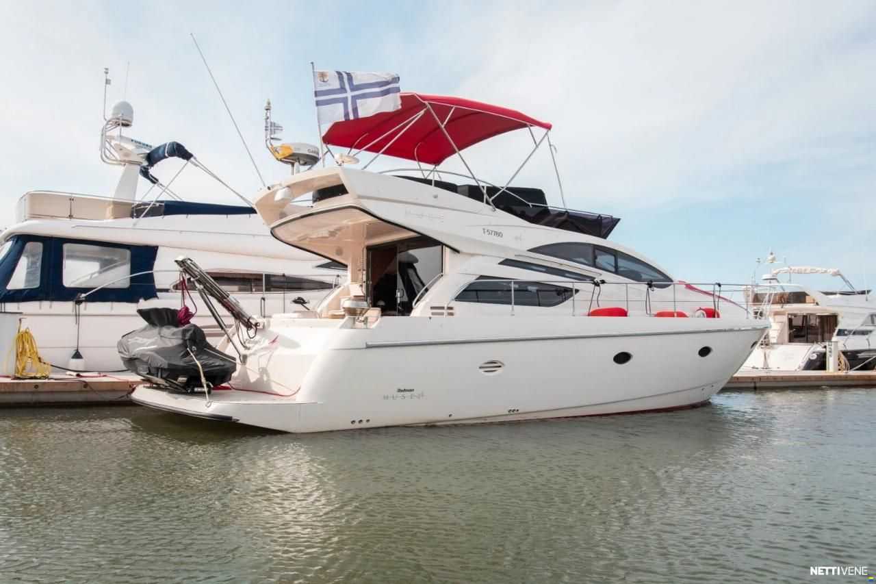 Rodman Muse 44