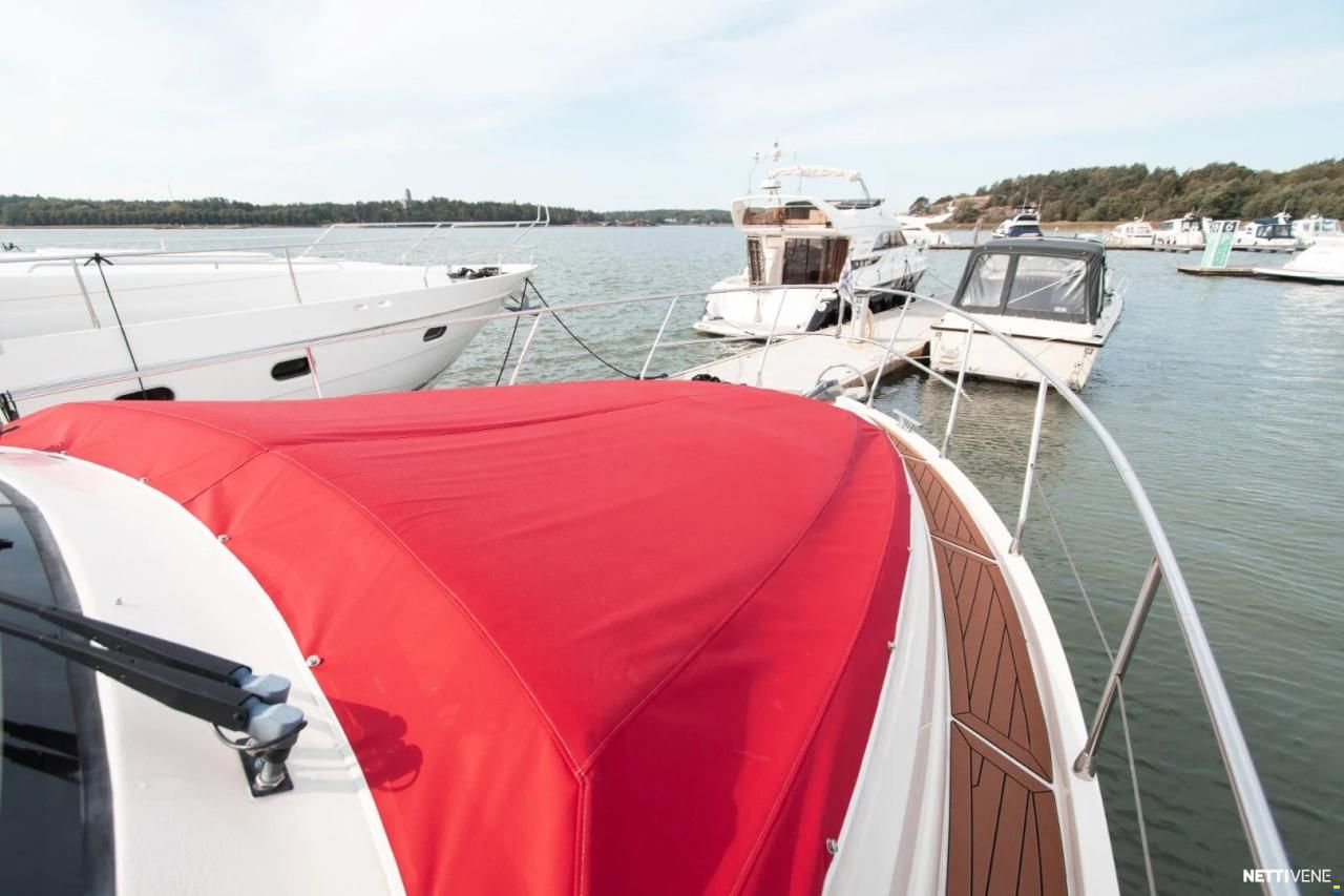 Rodman Muse 44