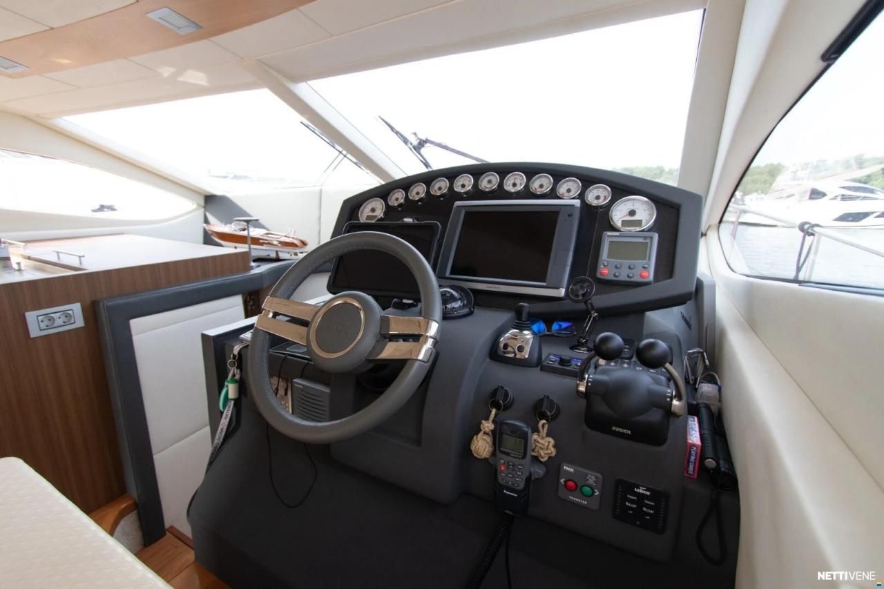 Rodman Muse 44