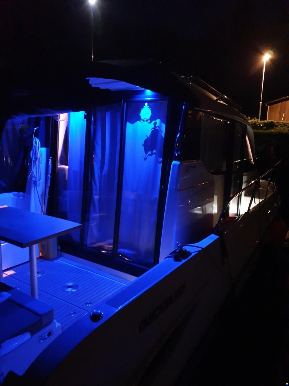 Quicksilver Aktiv 905 Weekend