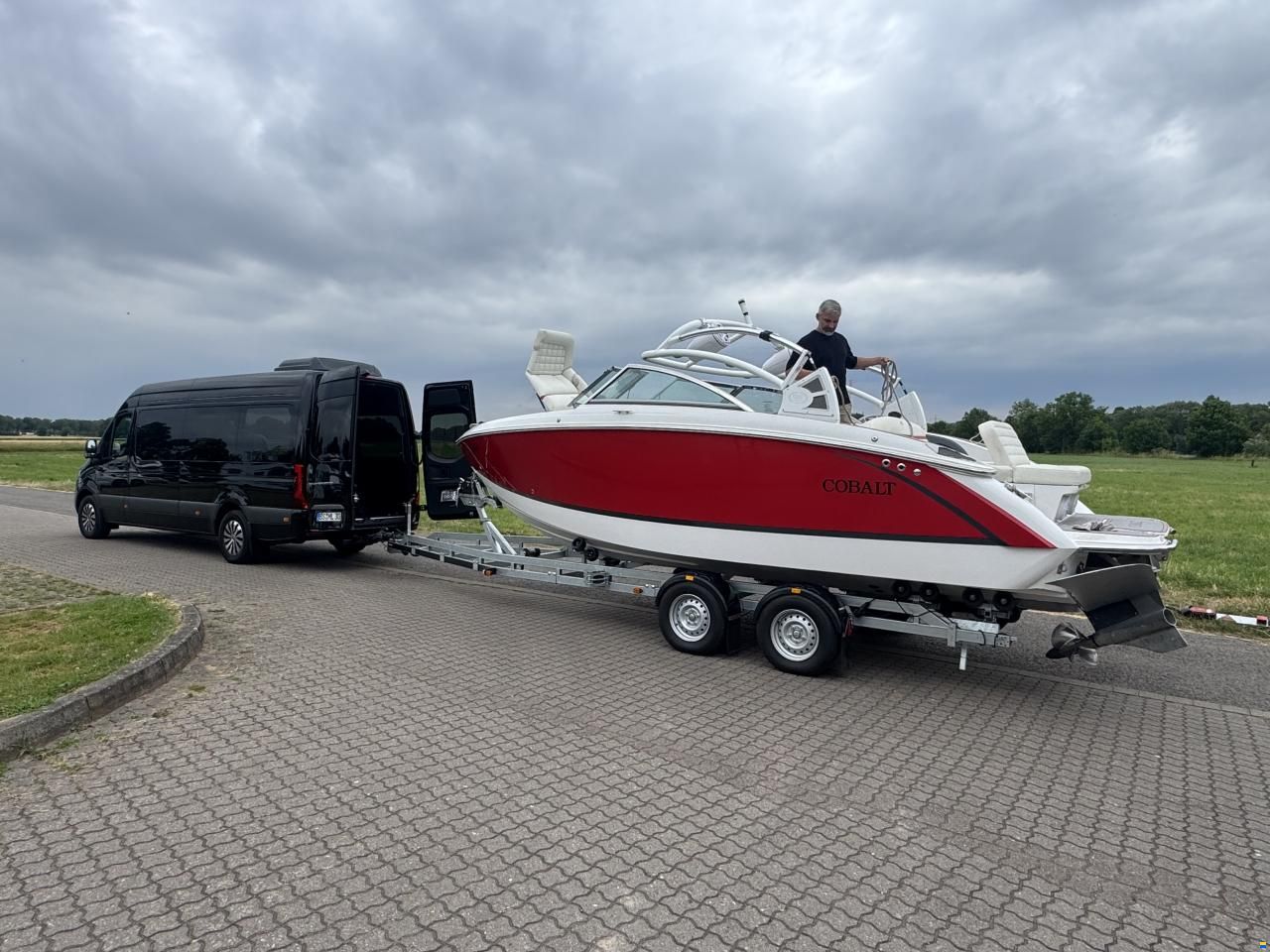 Cobalt R3 Surf