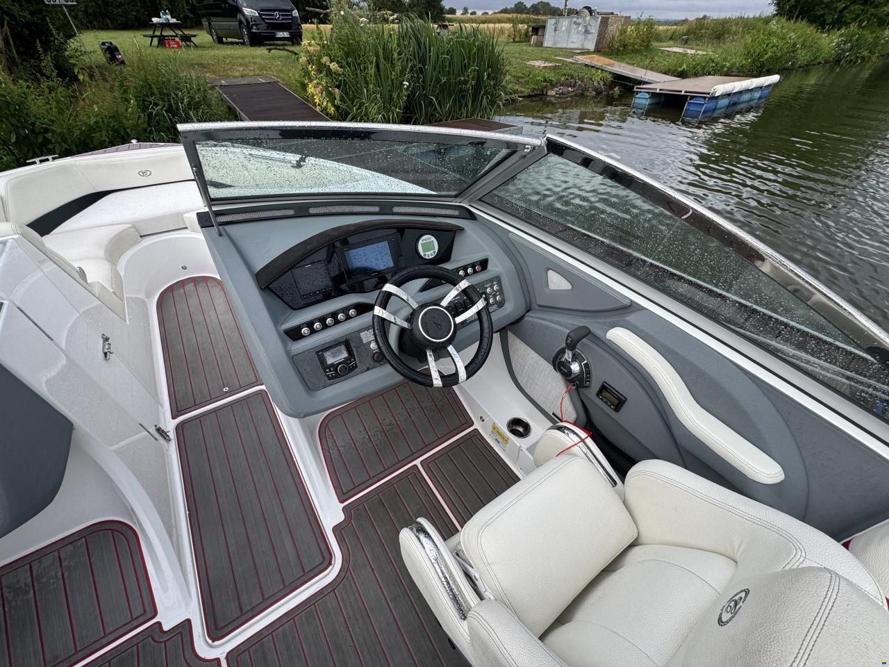 Cobalt R3 Surf
