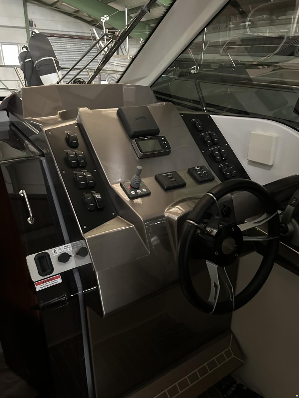 Galeon 305HTS