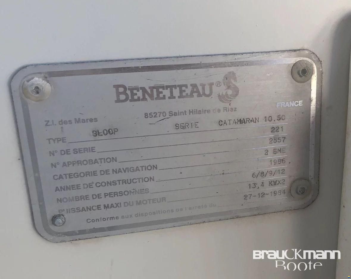 Beneteau Blue 2