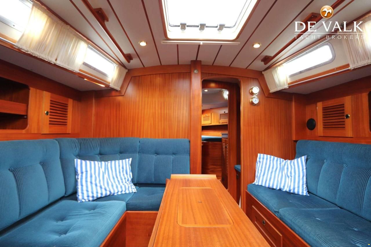 Hallberg-Rassy 39