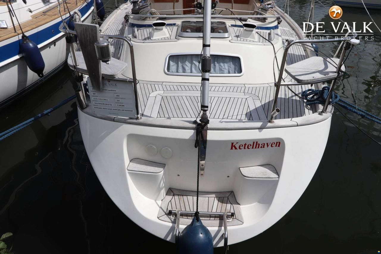 Hallberg-Rassy 39
