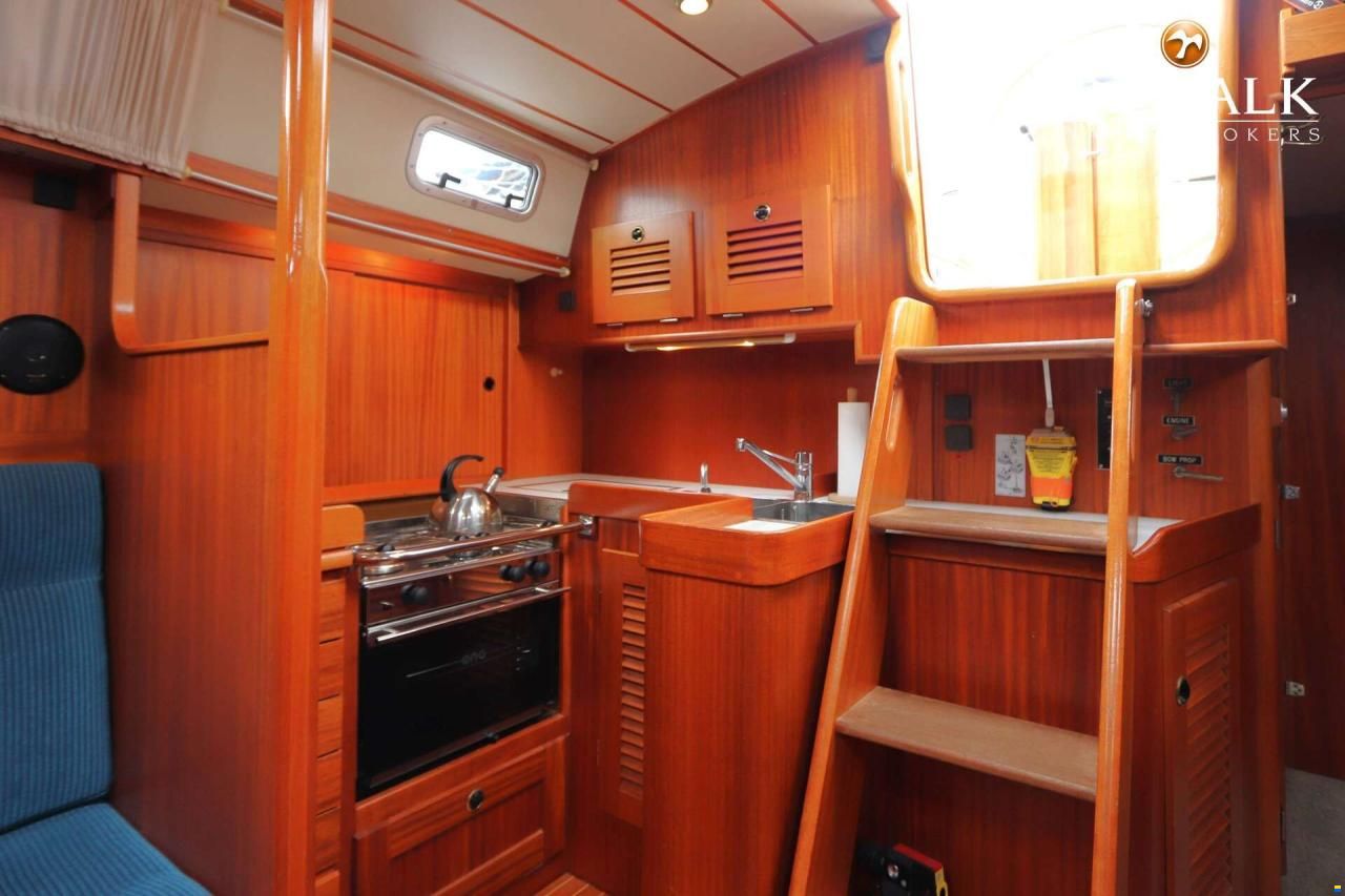 Hallberg-Rassy 39