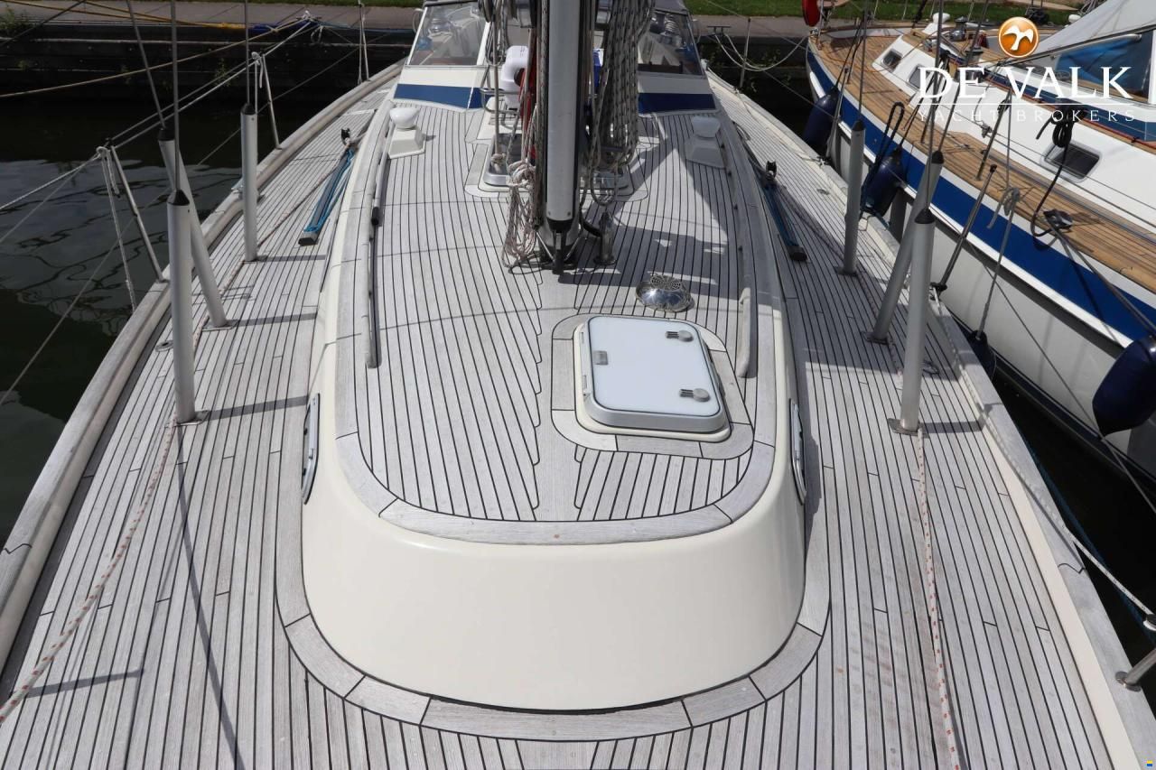 Hallberg-Rassy 39