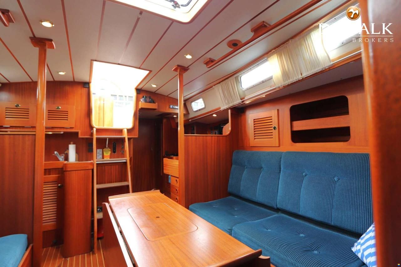 Hallberg-Rassy 39
