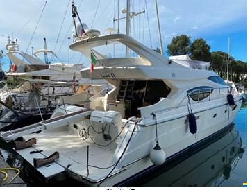 Ferretti 550