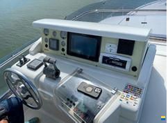 Ferretti 550