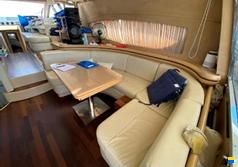 Ferretti 550