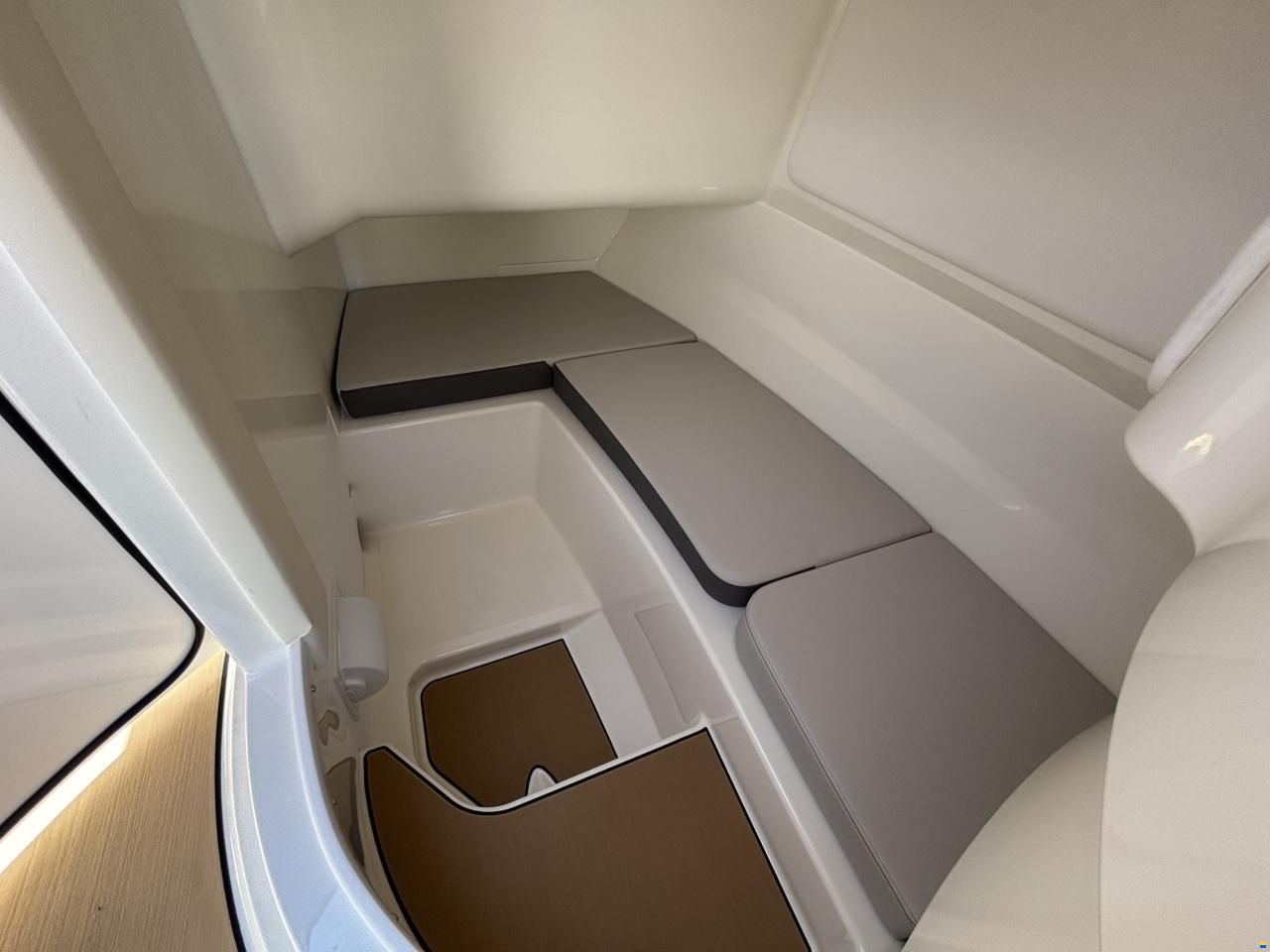 Sea Ray 250 SDSE -Surf-