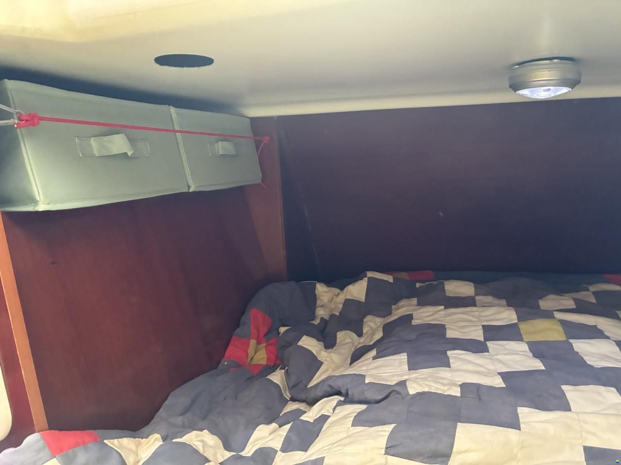 Beneteau Oceanis 323