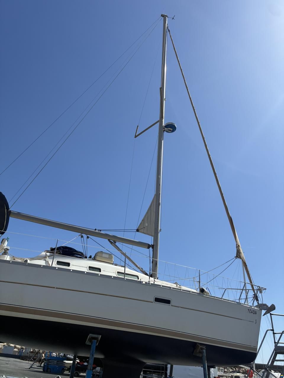 Beneteau Oceanis 323