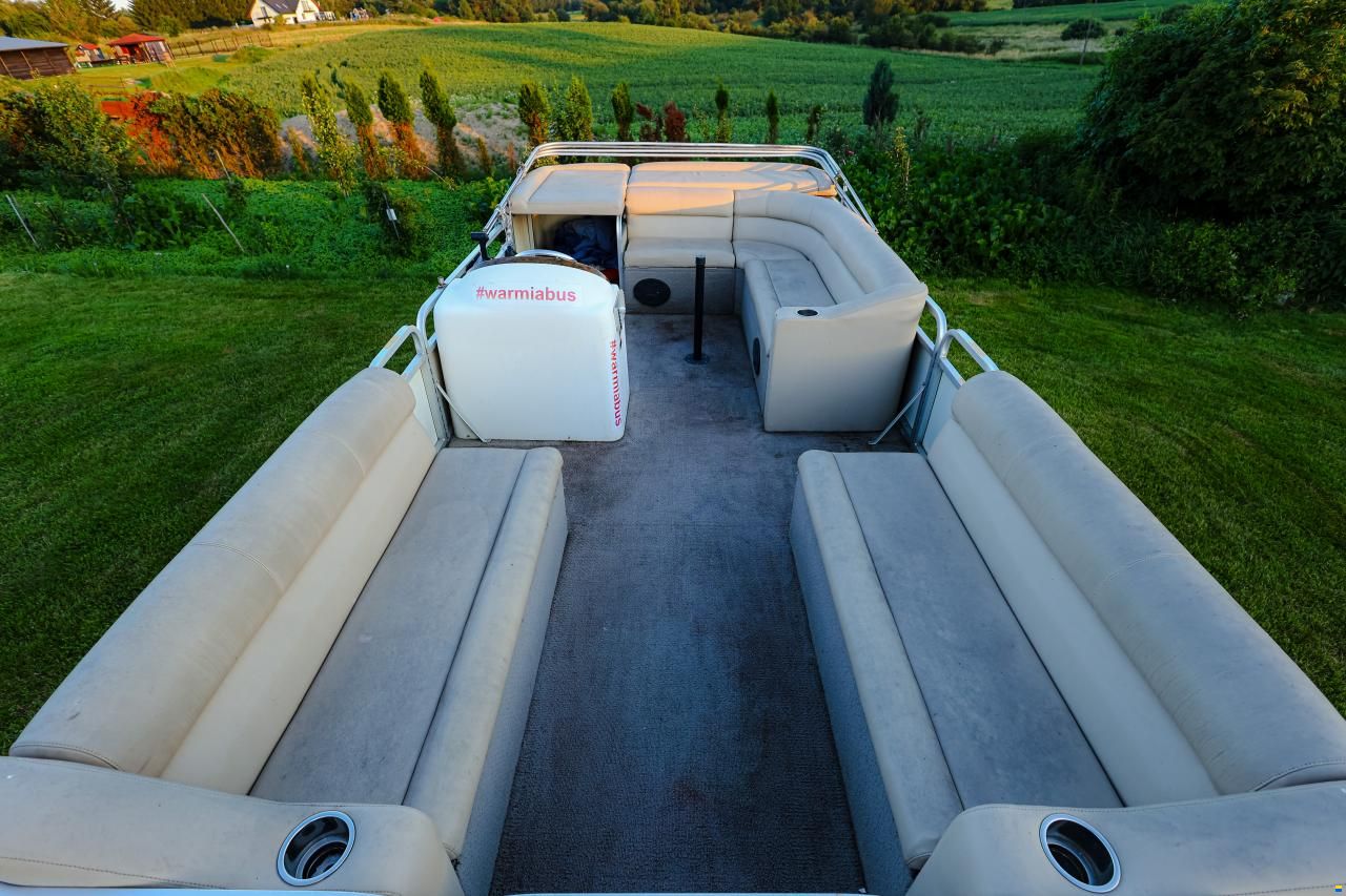 Party Boat 9 os.