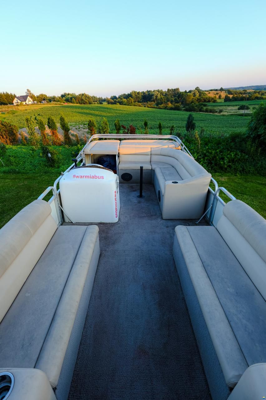 Party Boat 9 os.