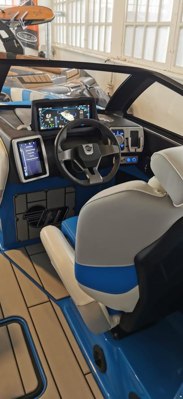 Malibu 24 MXZ