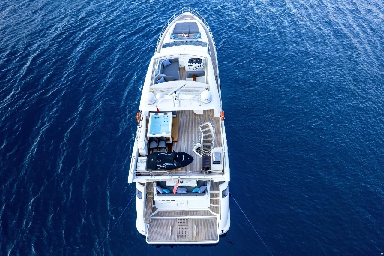 Azimut 84 Fly