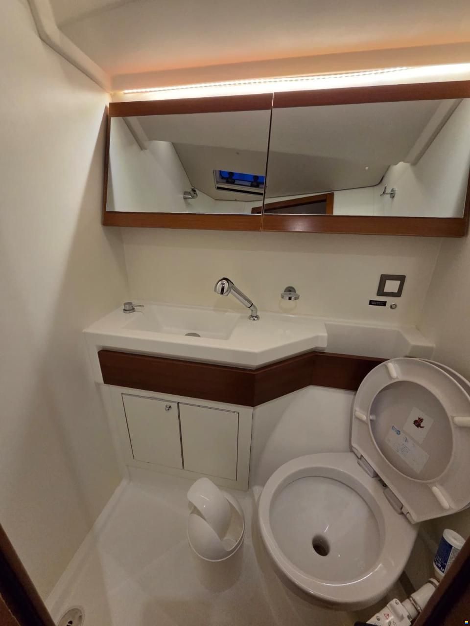 Beneteau Oceanis 46.1