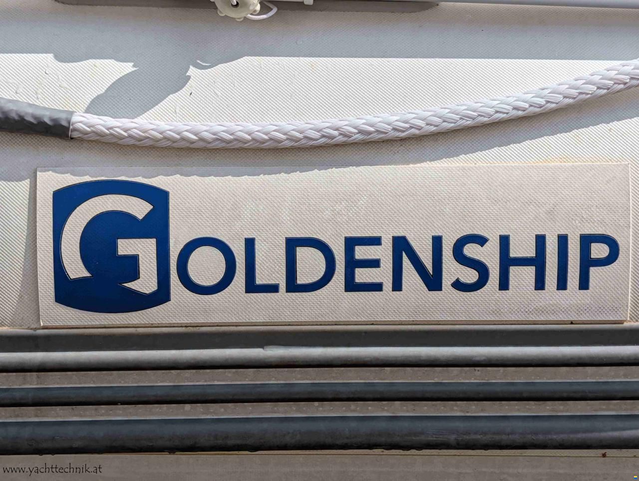 Goldenship 250