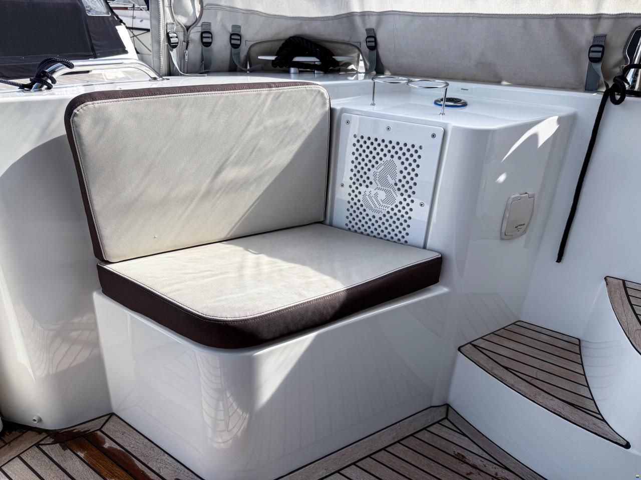 Beneteau Swift Trawler 35