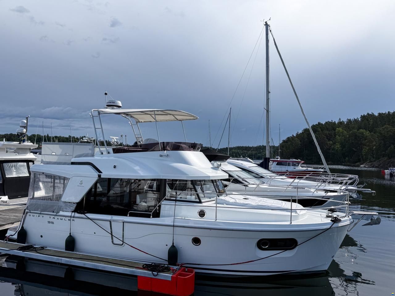 Beneteau Swift Trawler 35