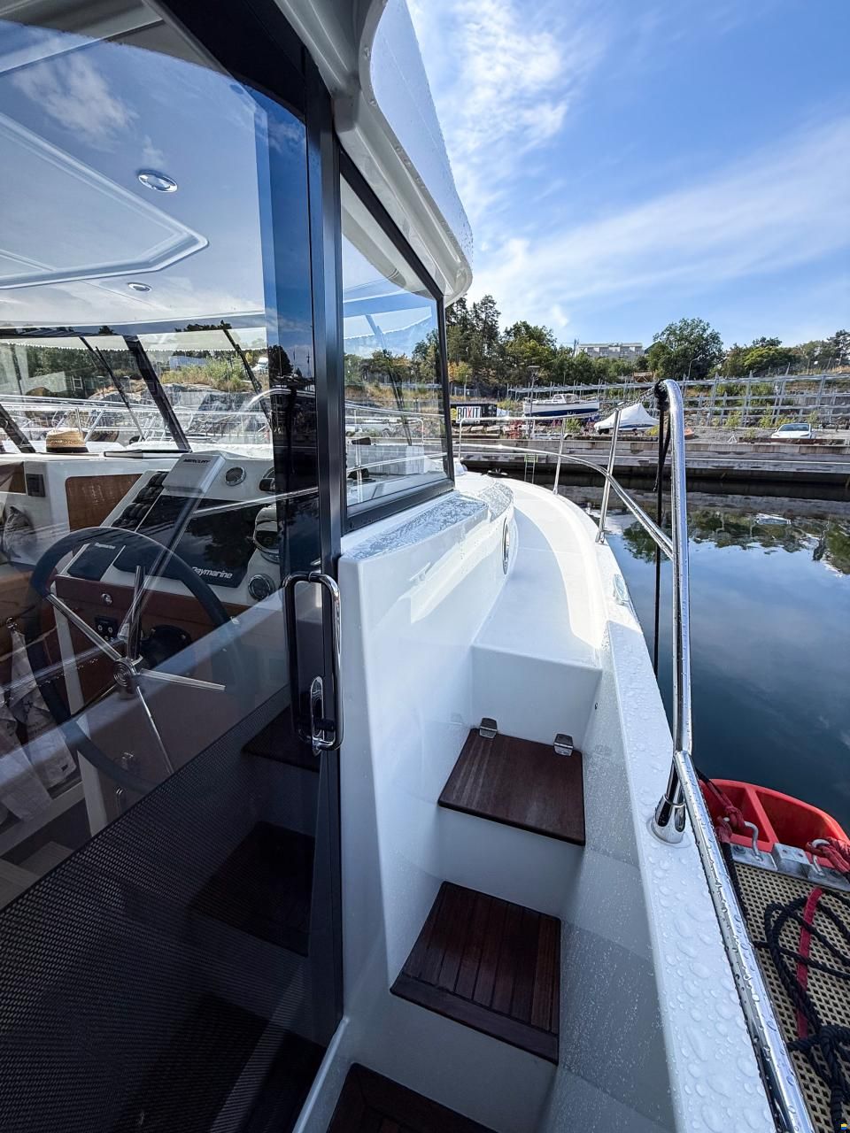 Beneteau Swift Trawler 35