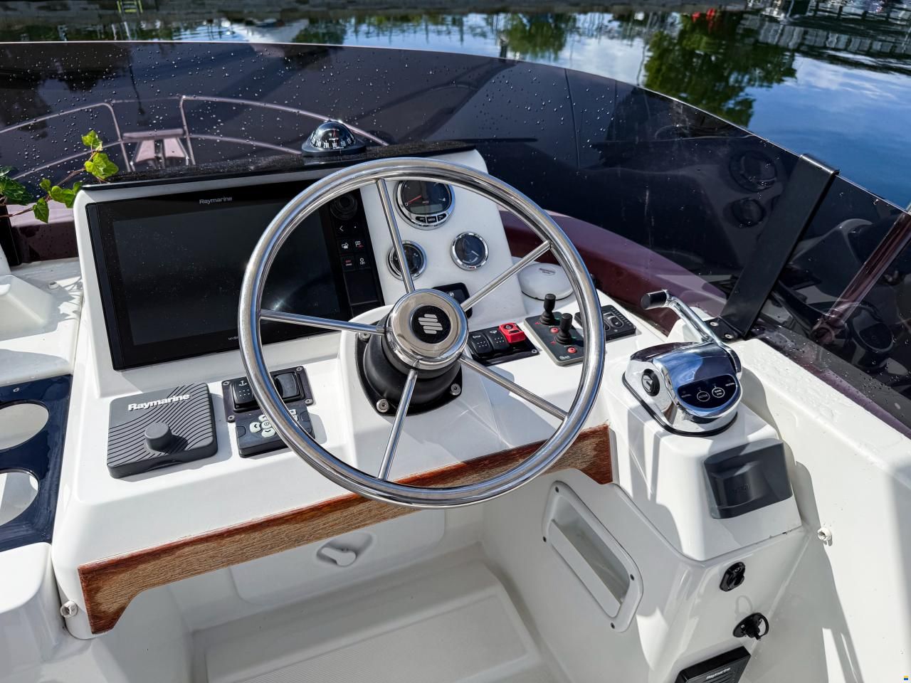 Beneteau Swift Trawler 35