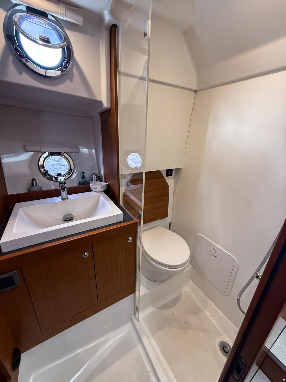Beneteau Swift Trawler 35