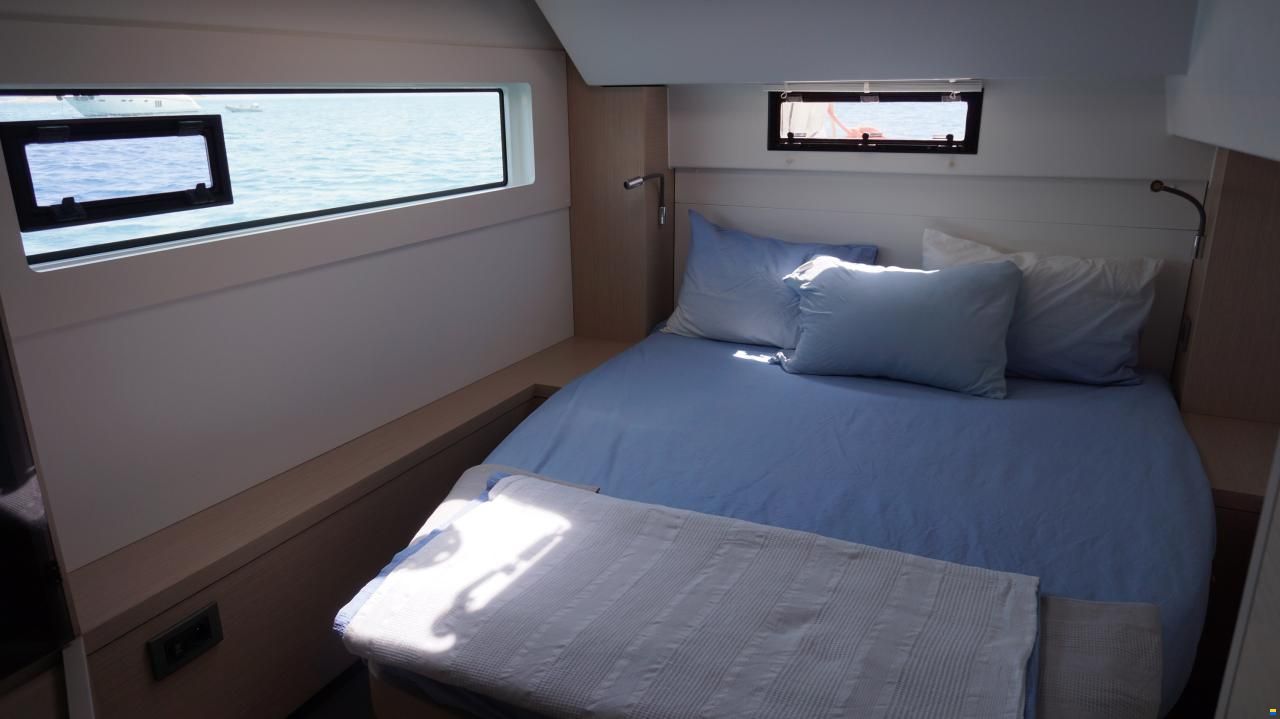 Lagoon 46 FLY