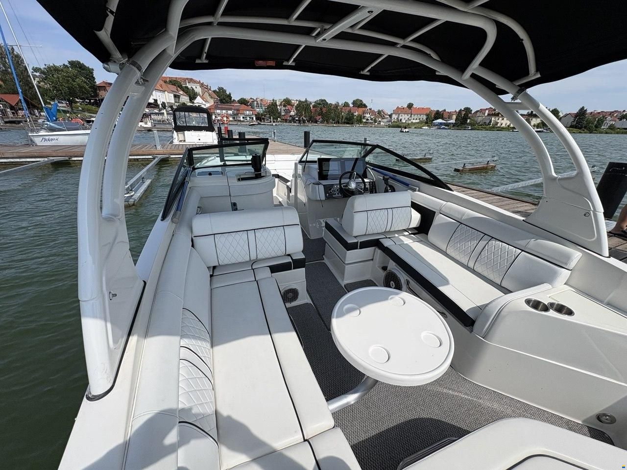 Sea Ray 270 Sundeck