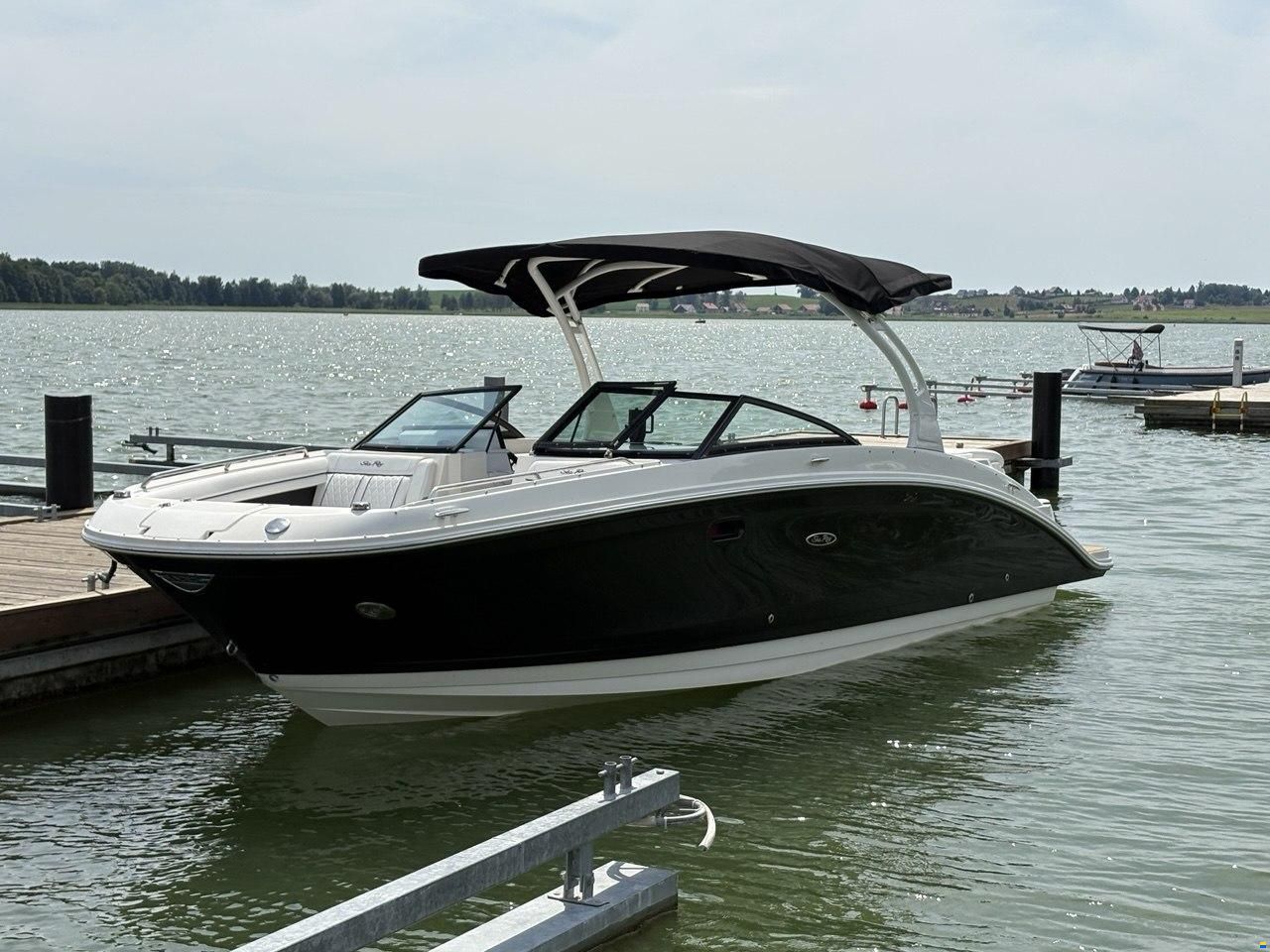 Sea Ray 270 Sundeck