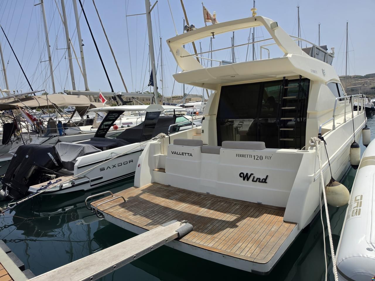 Ferretti 120 Fly