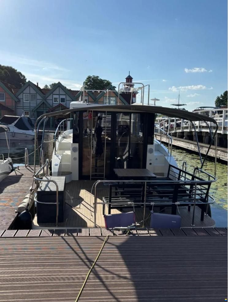 Cobra Yacht Futura 36
