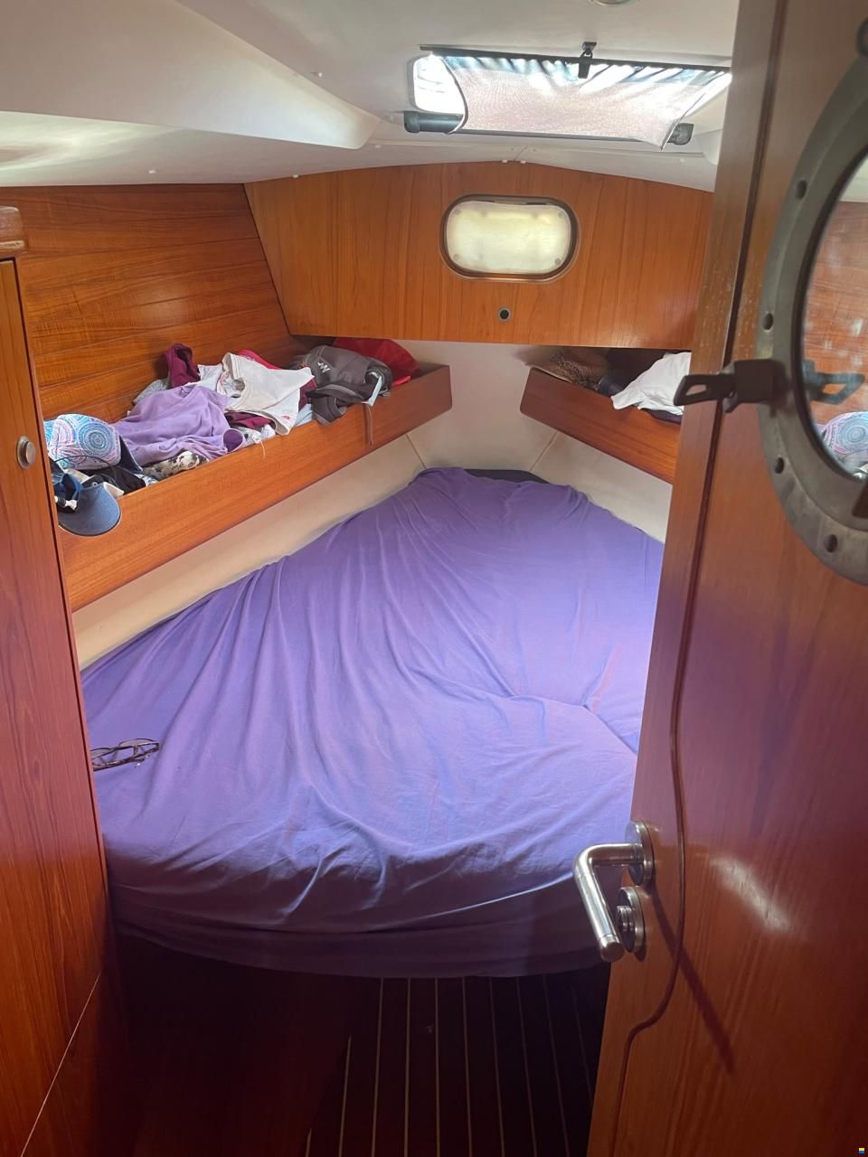 Jeanneau Sun Odyssey 42.1