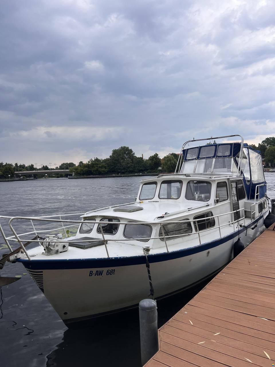 Pedro Geräumiges Kajütboot 950 AK