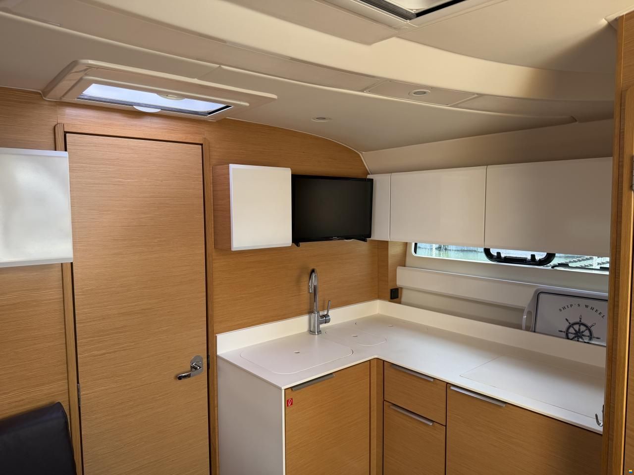 Bavaria 360 Coupe