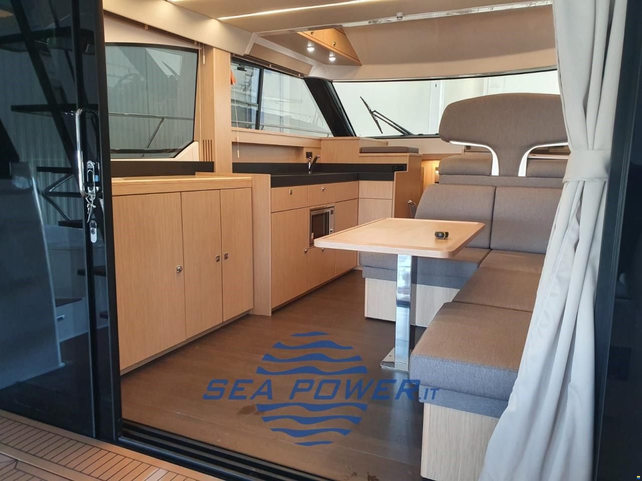 Bavaria Virtess 420 Fly