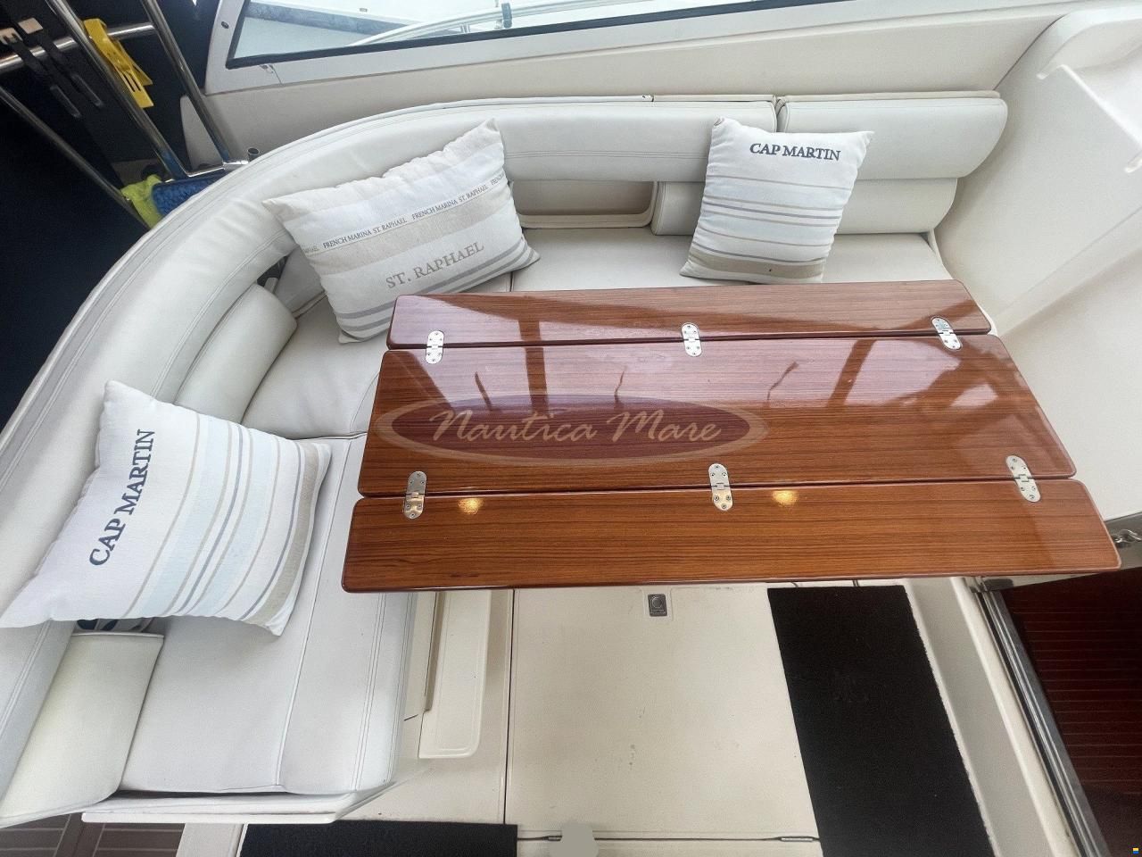 Cayman 40 W.A.