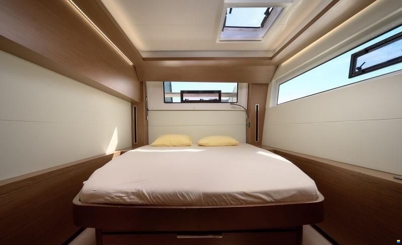 Lagoon 50