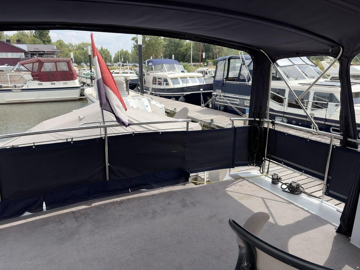 Jacabo 10.25 SL