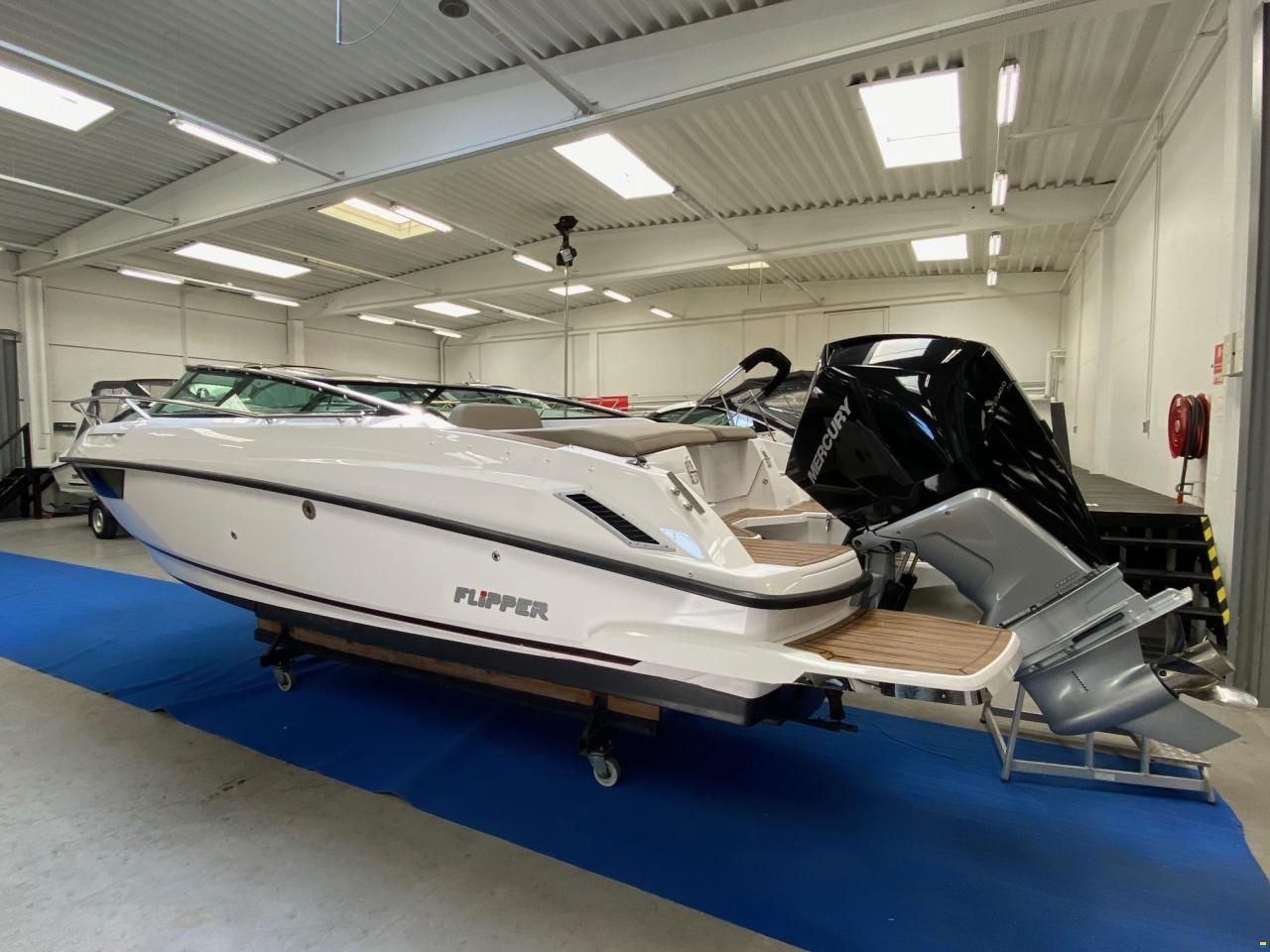 Flipper 700 DC