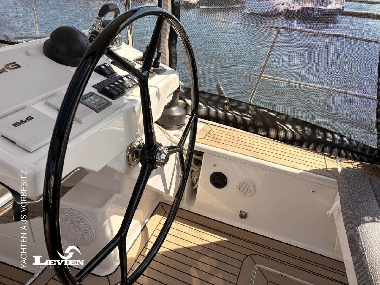 Hanse 588
